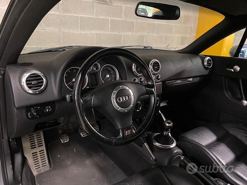 Usata Audi TT 180 CV (132 kW) 1999 Grigio Coupé