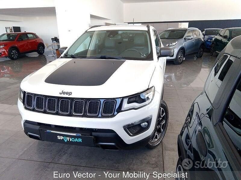 Usata Jeep Compass Limited 170 CV (125 kW) 2018 Bianco SUV