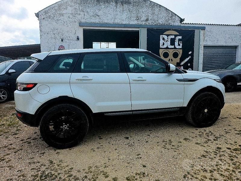 Usata Land Rover Range Rover evoque 150 CV (110 kW) 2015 Bianco Station wagon