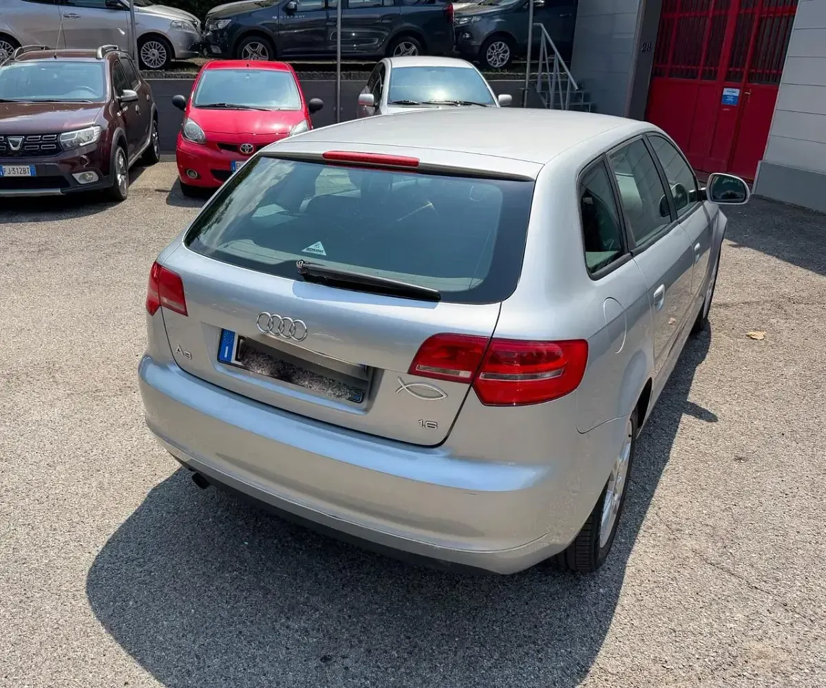 Usata Audi A3 Sportback Ambition 102 CV (75 kW) 2008 Argento Utilitaria