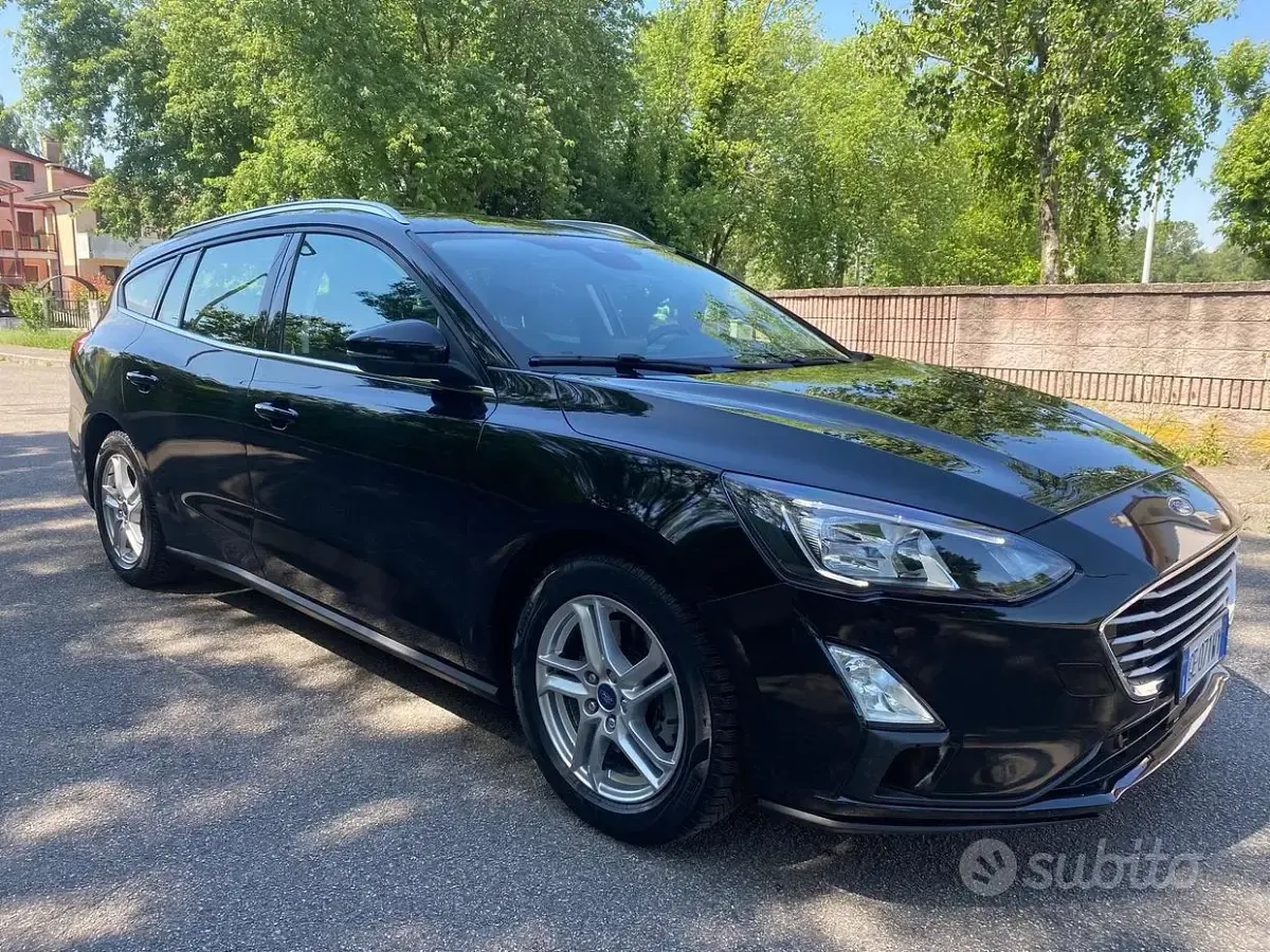 Usata Ford Focus Business Edition 120 CV (88 kW) 2021 Nero Station wagon