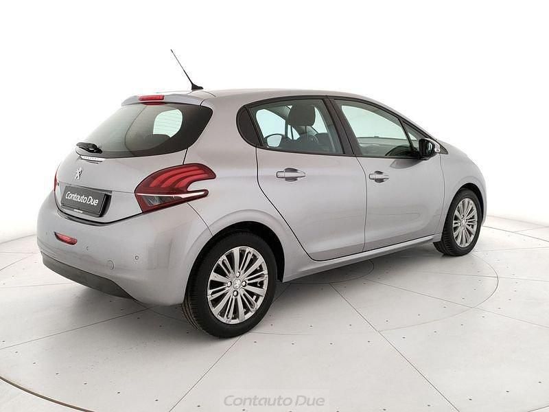 Usata Peugeot 208 Active 83 CV (61 kW) 2019 Grigio artense Utilitaria