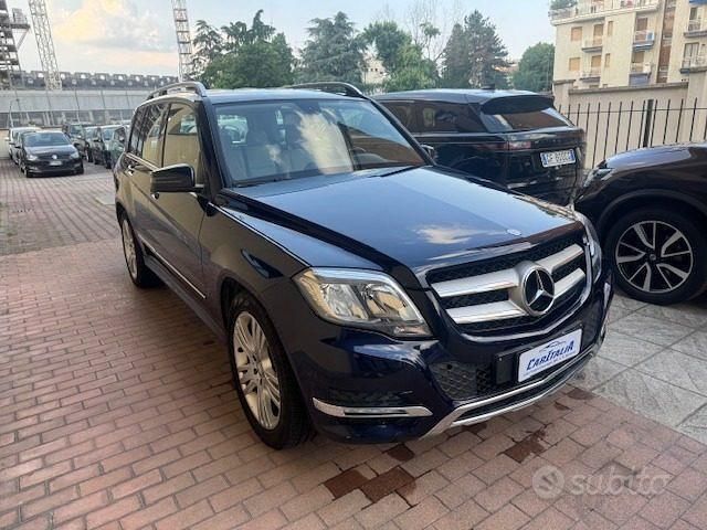 Blu Usata 2012 Mercedes GLK250 Premium SUV | 9900 € (Buon prezzo) - Immagine 1/4