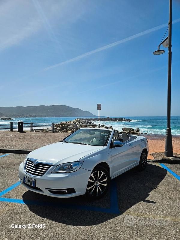 Bianco Usata 2012 Lancia Flavia Cabrio | 16.000 € - Immagine 1/4