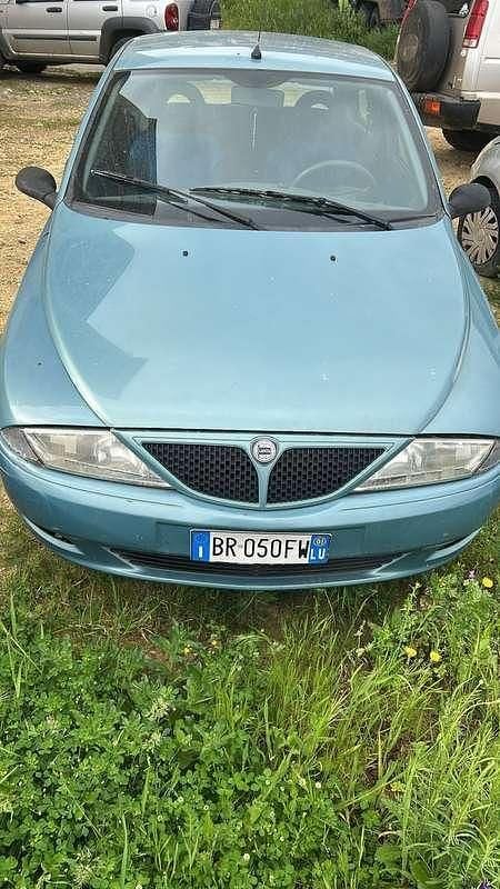Usata Lancia Ypsilon 60 CV (44 kW) 2001 Utilitaria