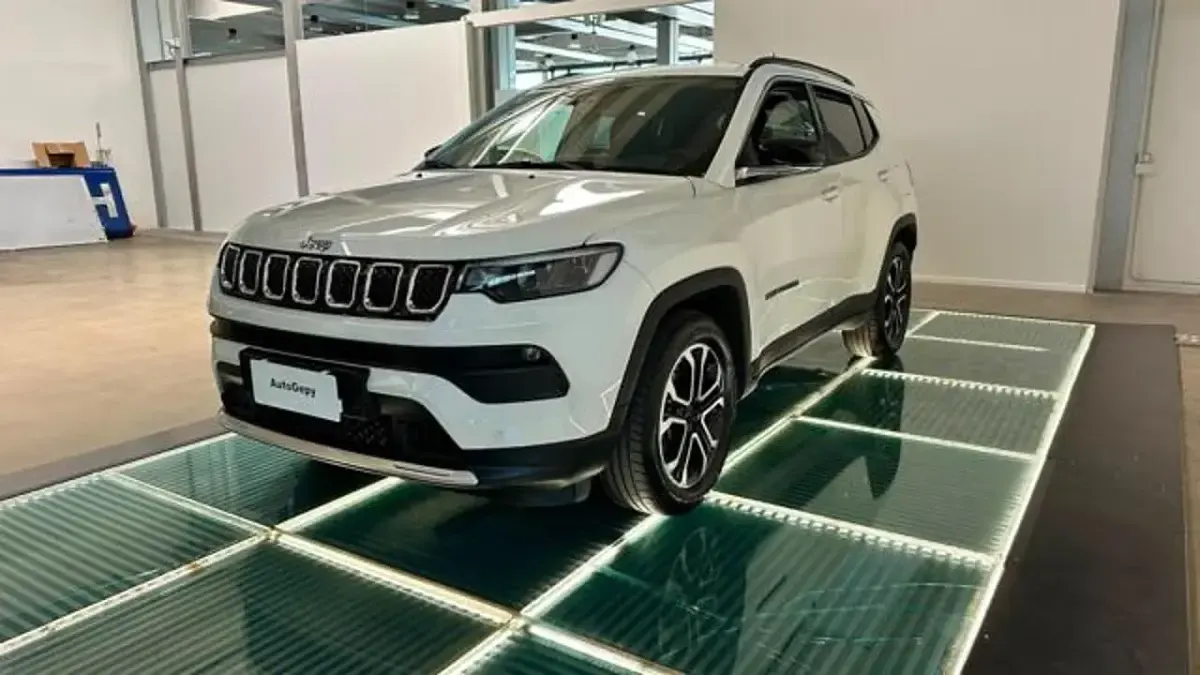 Usata Jeep Compass Limited 131 CV (96 kW) 2021 Bianco SUV
