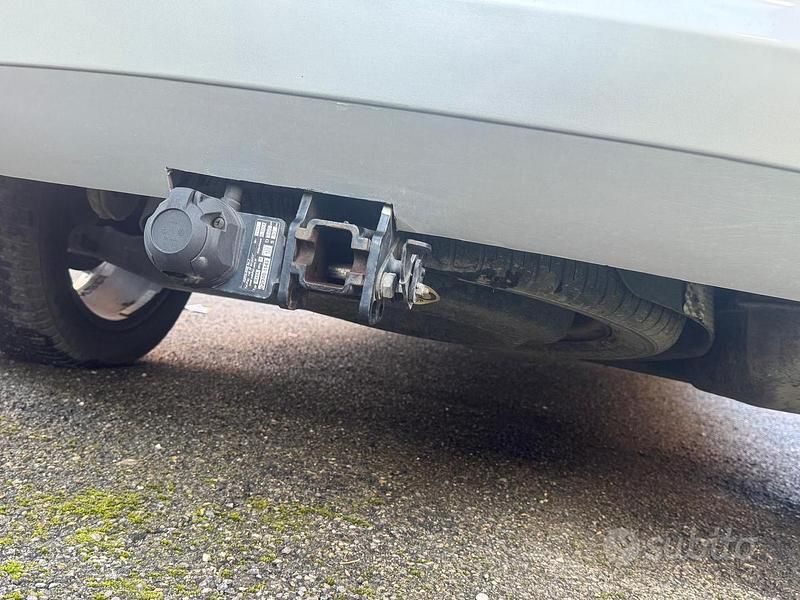 Usata Dodge Journey 140 CV (102 kW) 2008 Grigio SUV