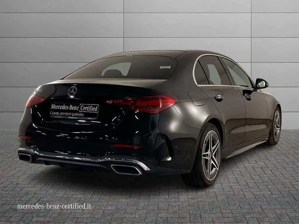 Usata Mercedes C300 Premium 265 CV (194 kW) 2023 Nero Berlina