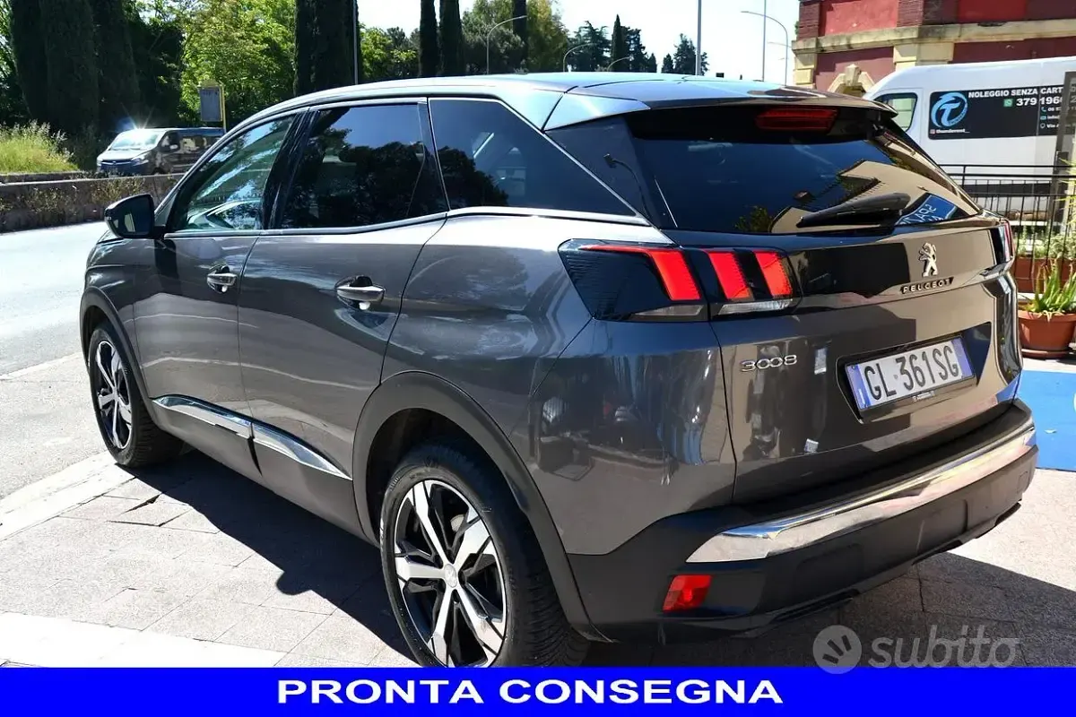 Usata Peugeot 3008 Allure 131 CV (96 kW) 2022 Grigio SUV