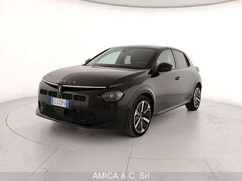 Usata Lancia Ypsilon 110 CV (80 kW) 2025 Grigio Utilitaria