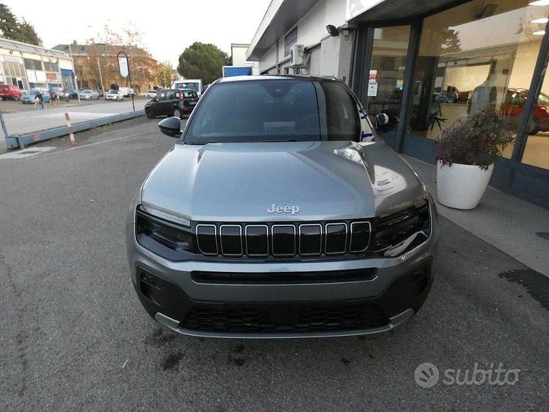 Nuova Jeep Avenger Summit 100 CV (73 kW) 2025 Grigio SUV