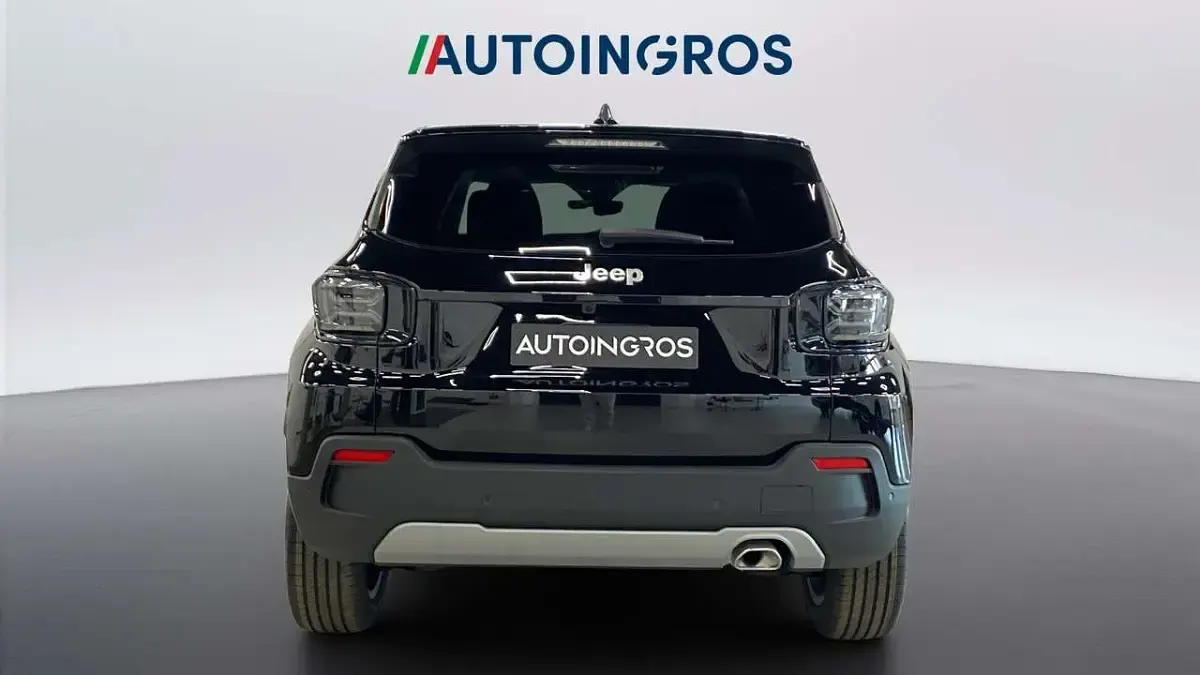 Nuova Jeep Avenger Summit 101 CV (74 kW) 2026 Volcano SUV