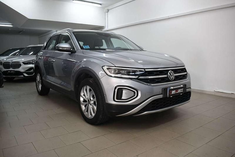 Usata VW T-Roc Style 116 CV (85 kW) 2022 Argento SUV