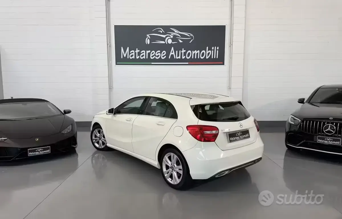 Usata Mercedes A180 109 CV (80 kW) 2017 Bianco Utilitaria
