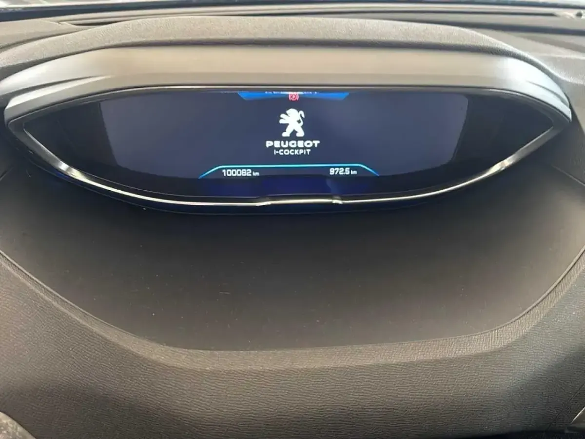 Usata Peugeot 3008 Allure 131 CV (96 kW) 2020 Grigio SUV