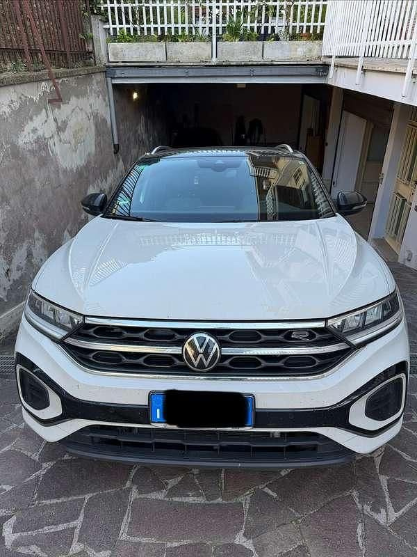 Usata VW T-Roc R-line 110 CV (80 kW) 2023 Beige SUV
