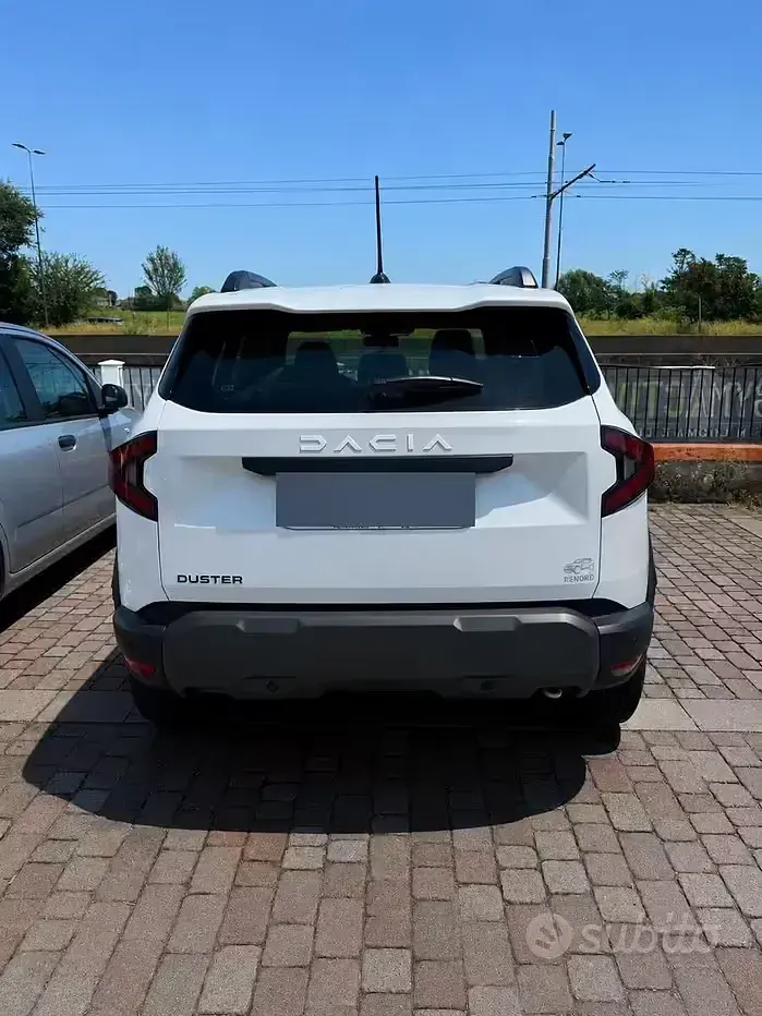 Usata Dacia Duster 101 CV (74 kW) 2025 Bianco SUV