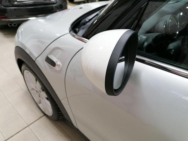 Usata Mini Cooper D 116 CV (85 kW) 2019 Grigio Utilitaria