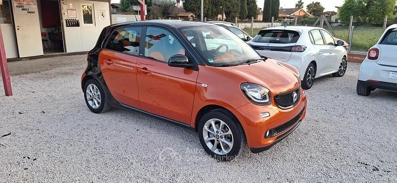 Usata Smart ForFour Passion 71 CV (52 kW) 2015 Arancione Utilitaria