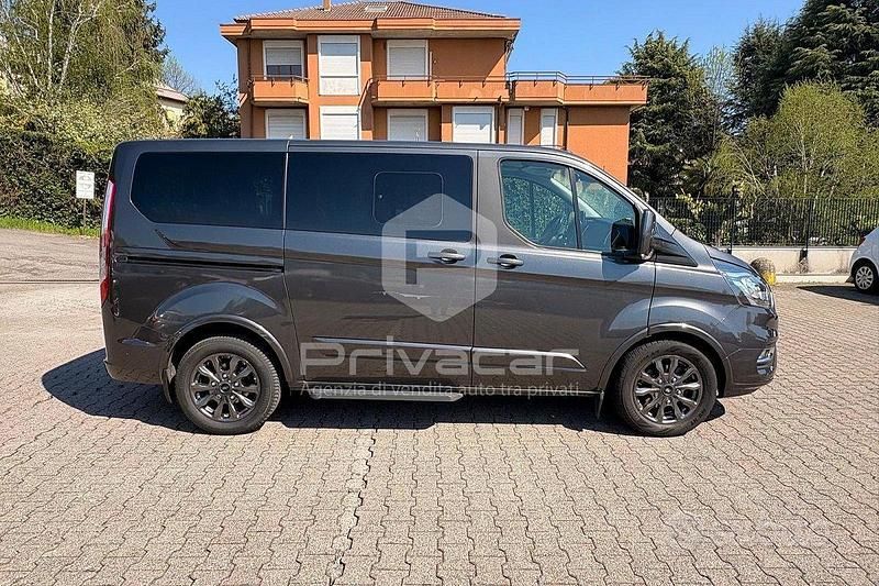 Usata Ford Tourneo 170 CV (125 kW) 2018 Grigio Monovolume