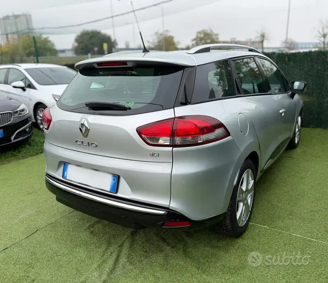 Usata Renault Clio 90 CV (66 kW) 2014 Grigio Station wagon