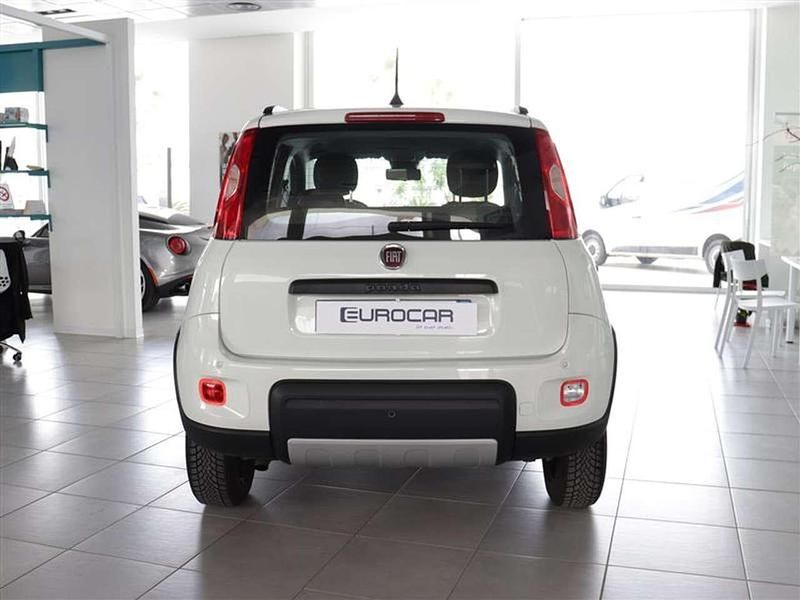 Usata Fiat Panda 4x4 Wild 86 CV (63 kW) 2022 Bianco Utilitaria