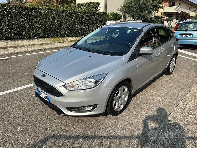Usata Ford Focus Titanium 95 CV (69 kW) 2015 Grigio Berlina