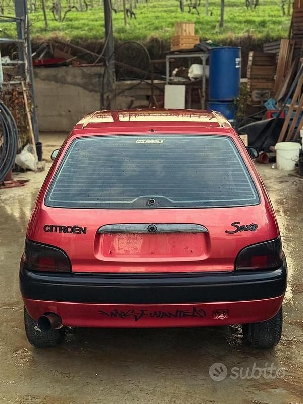 Usata Citroën Saxo 60 CV (44 kW) 1996 Rosso Utilitaria