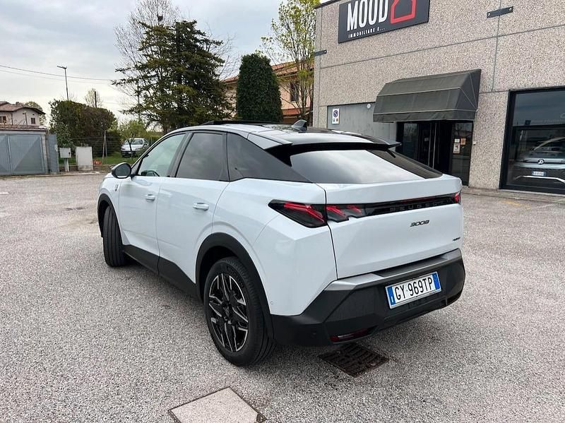Usata Peugeot 3008 GT 136 CV (100 kW) 2025 Bianco SUV