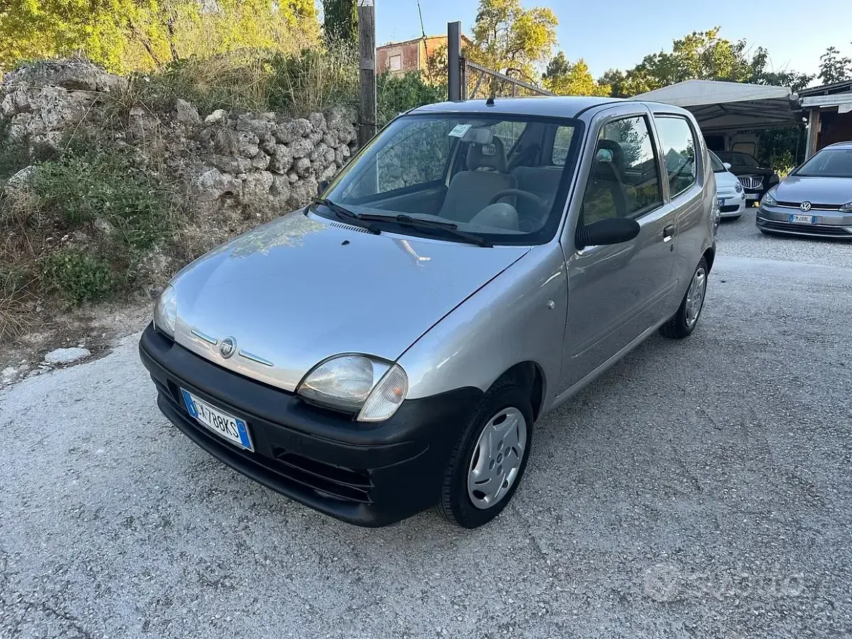 Usata Fiat 600 Active 54 CV (39 kW) 2005 Grigio Utilitaria