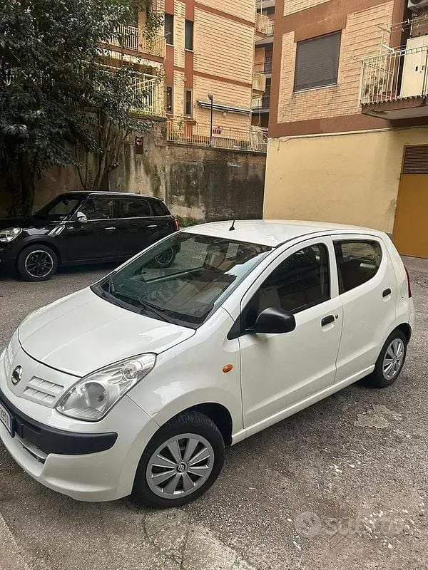 Usata Nissan Pixo 68 CV (50 kW) 2009 Bianco Utilitaria