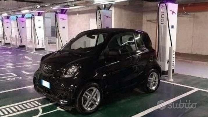Usata Smart ForTwo Coupé Pure 2022 Utilitaria