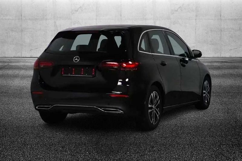 Usata Mercedes B180 Advanced Plus 136 CV (100 kW) 2024 Nero Monovolume