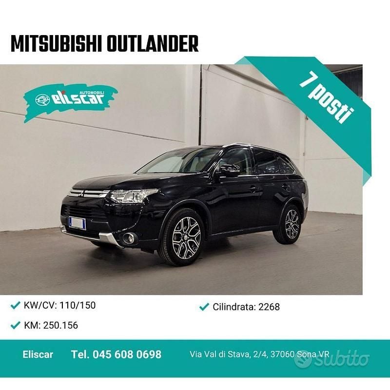 Usata Mitsubishi Outlander Instyle 150 CV (110 kW) 2015 Nero SUV