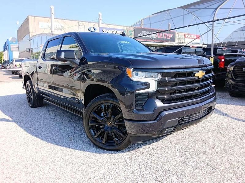 Nuova Chevrolet Silverado 426 CV (313 kW) 2025 Antracite SUV