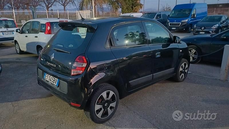 Usata Renault Twingo SE 70 CV (51 kW) 2015 Nero Utilitaria