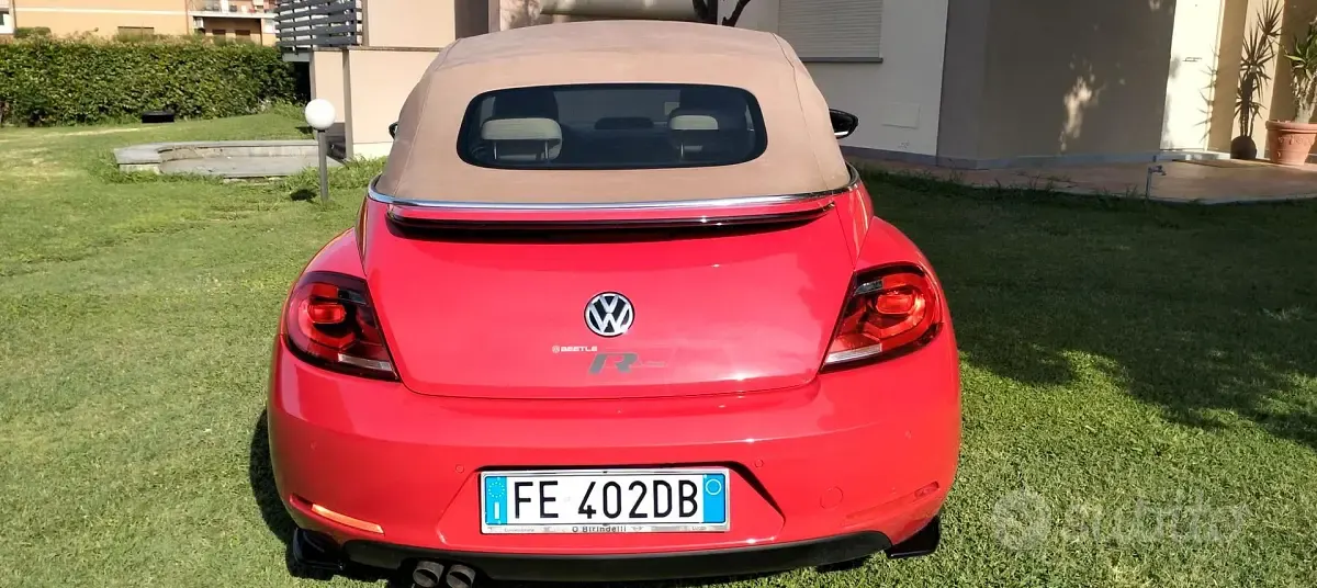 Usata VW Beetle 150 CV (110 kW) 2016 Rosso Utilitaria