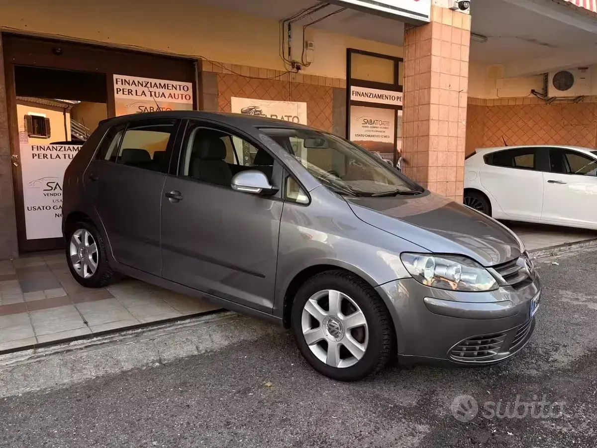 Usata VW Golf Plus Cross Comfortline 122 CV (89 kW) 2008 Grigio Berlina