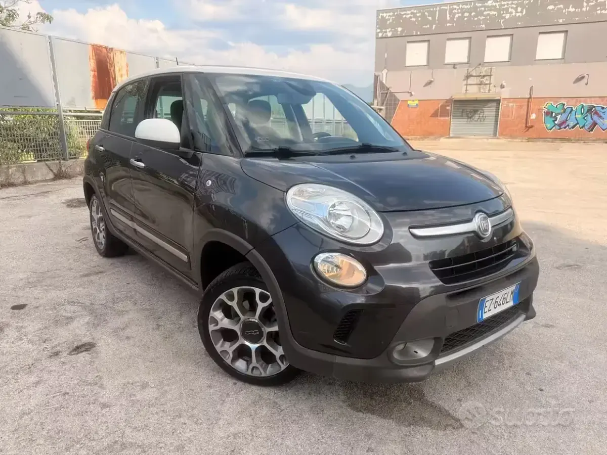 Usata Fiat 500L Trekking 85 CV (62 kW) 2016 Grigio Monovolume
