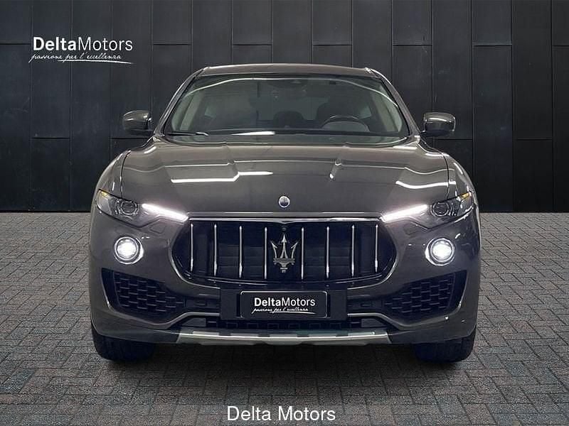 Usata Maserati Levante 250 CV (183 kW) 2016 Grigio SUV