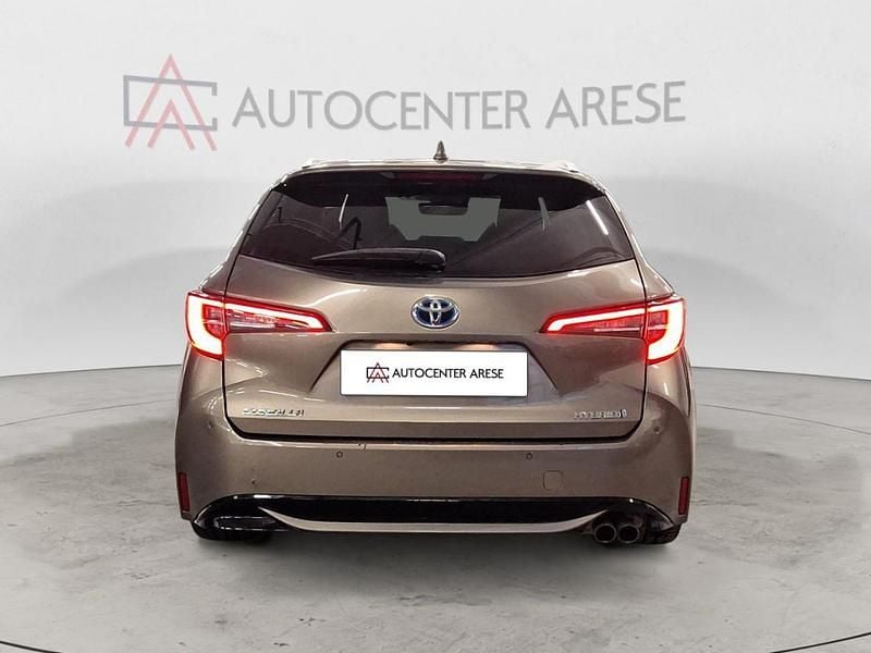 Usata Toyota Corolla Lounge 152 CV (111 kW) 2019 Bronzo metallizzato Station wagon
