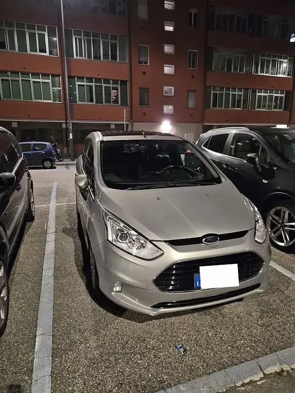 Usata Ford B-MAX Titanium 101 CV (74 kW) 2012 Monovolume