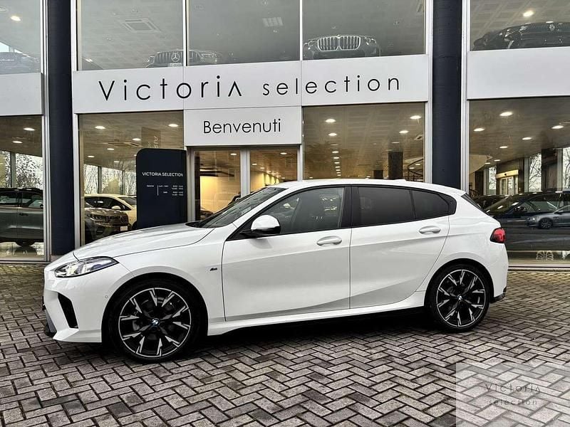 Usata BMW 120 M Sport 156 CV (114 kW) 2024 Bianco Utilitaria