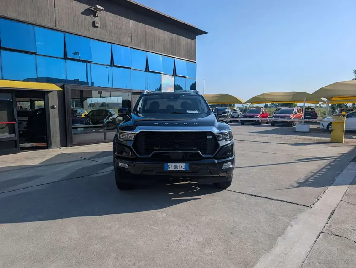 Usata Foton Tunland V9 163 CV (119 kW) 2025 Nero Pick-up