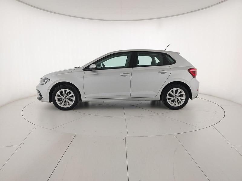 Usata VW Polo Style 95 CV (69 kW) 2025 Reflex silver metallizzato Utilitaria