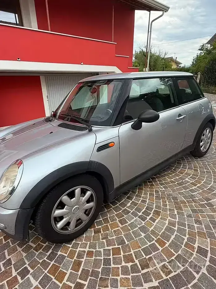 Usata Mini One D 75 CV (55 kW) 2003 Grigio Utilitaria