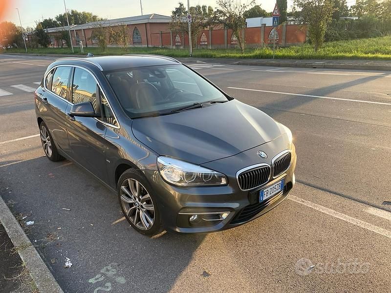 Usata BMW 218 Luxury Line 2015 Grigio Station wagon