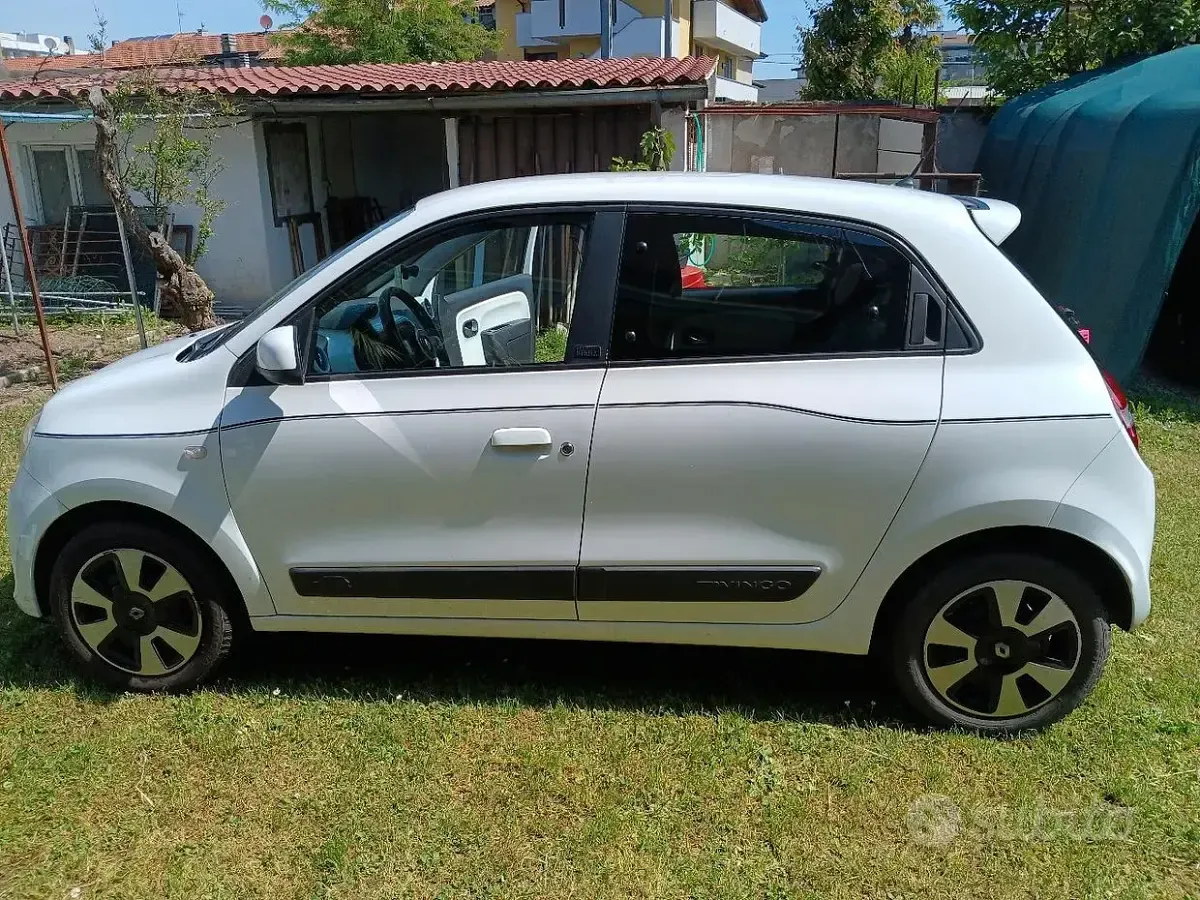 Gebraucht Renault Twingo 69 PS (50 kW) 2017 Weiß Kleinwagen