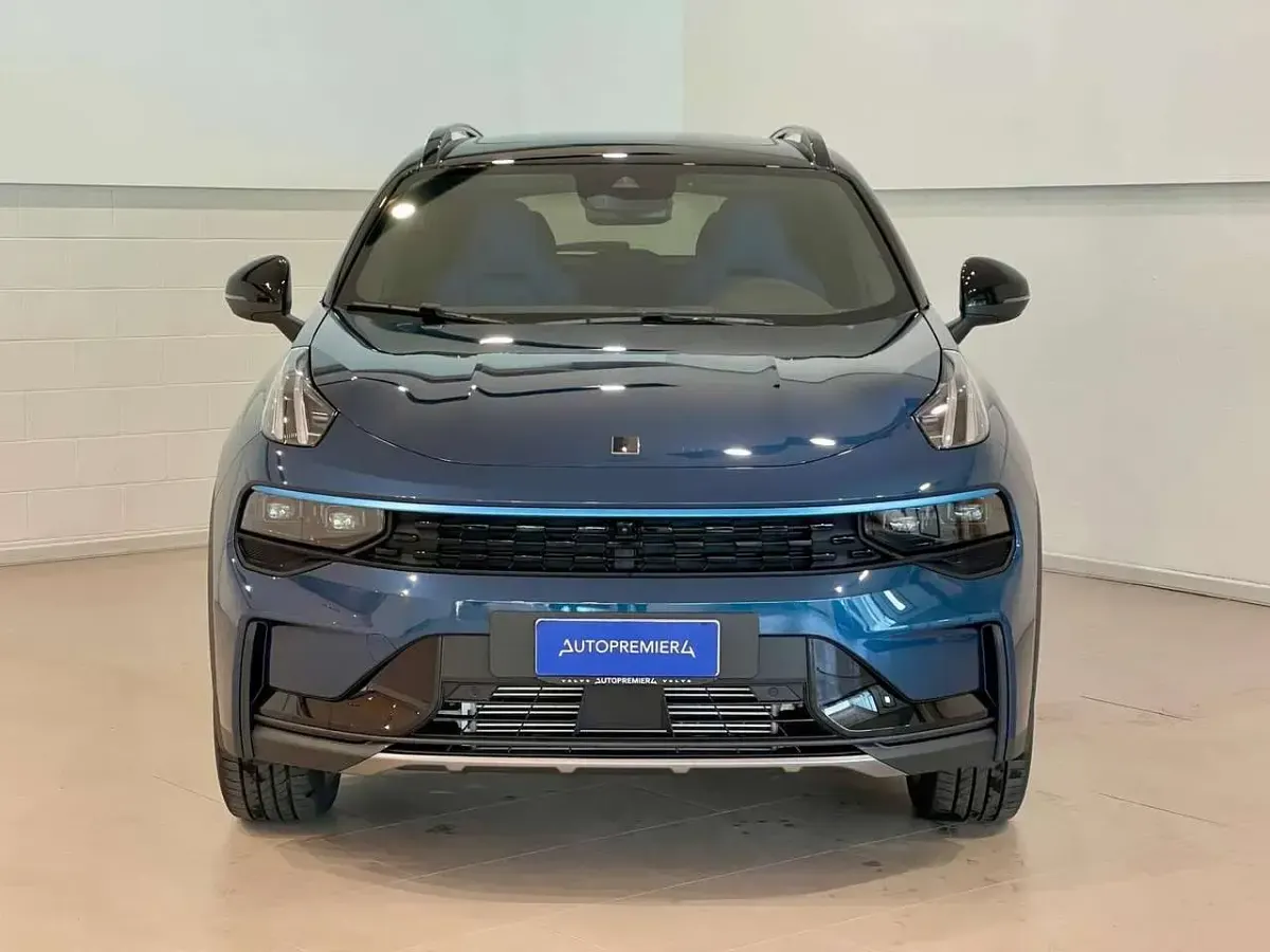Usata Lynk & Co 01 261 CV (191 kW) 2023 Blu/azzurro SUV