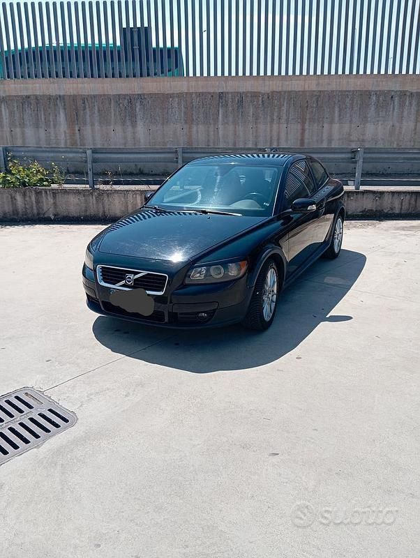 Usata Volvo C30 2009 Nero Utilitaria